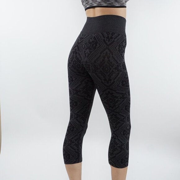 Capri leggings elastic waistband compression aztec print black - Picture 3 of 3